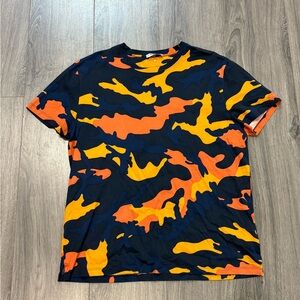 Valentino Men's Short Sleeve Camouflage Tee - Orange and Navy